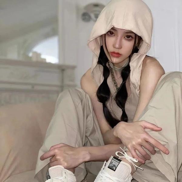 粉红色和铲子